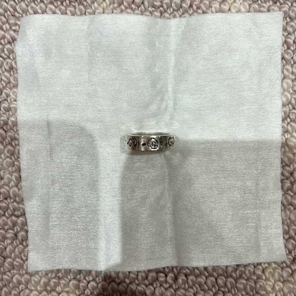 Gucci Ghost Ring Silver - Picture 4 of 10